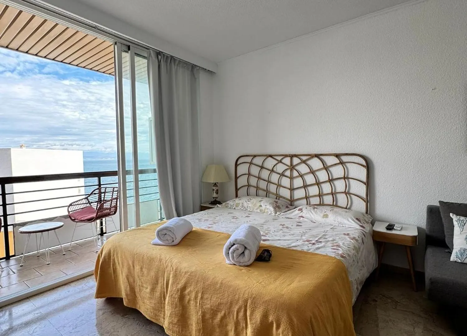 Castillo Santa Clara Estudio Con Vistas Laterales Al Mar Apartment Torremolinos